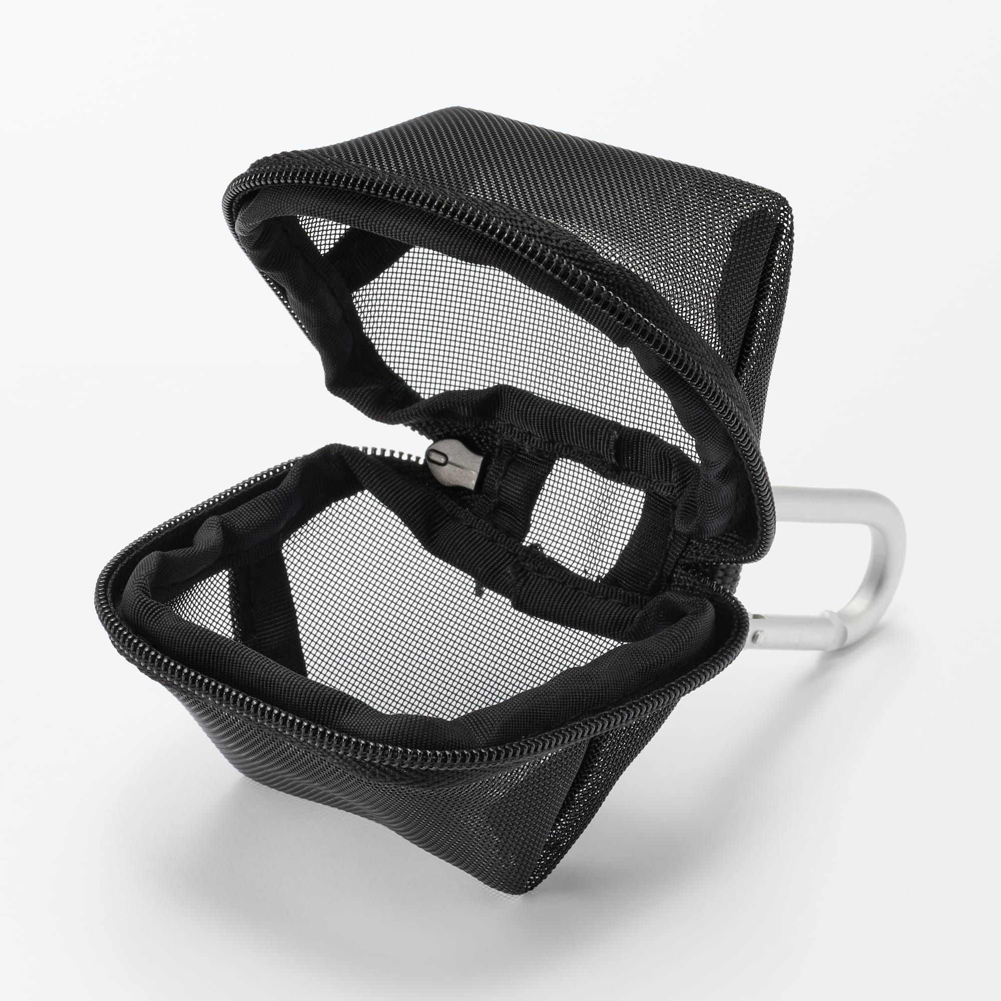 ナイロンメッシュ　コンパクトポーチ