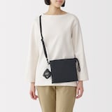 ナイロンメッシュ　コンパクトポーチ