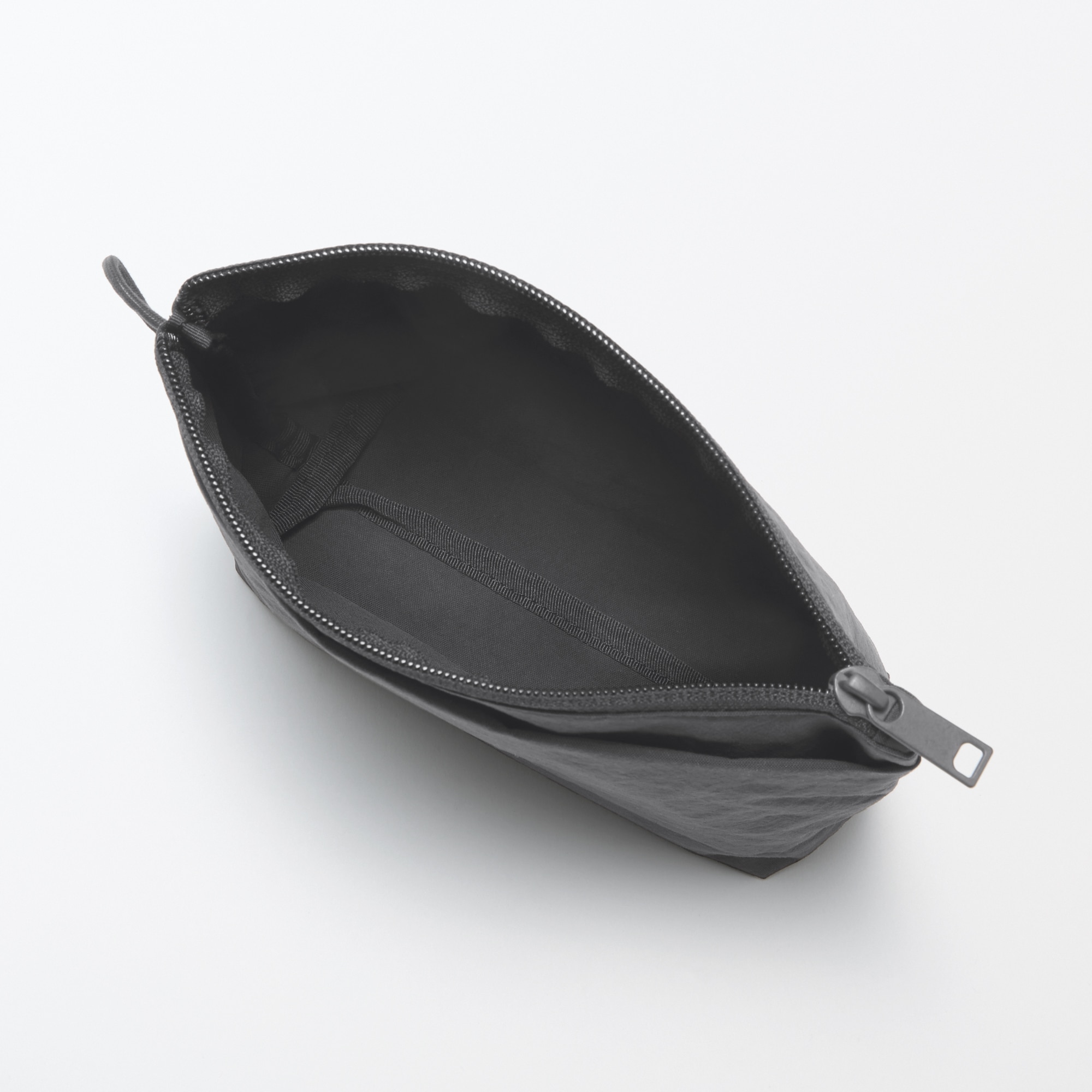 リンクルナイロン　マチ付きポーチ