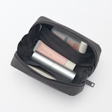 リンクルナイロン　大きく開くポーチ