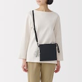 ナイロンメッシュ　コンパクトポーチ