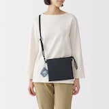 ナイロンメッシュ　コンパクトポーチ