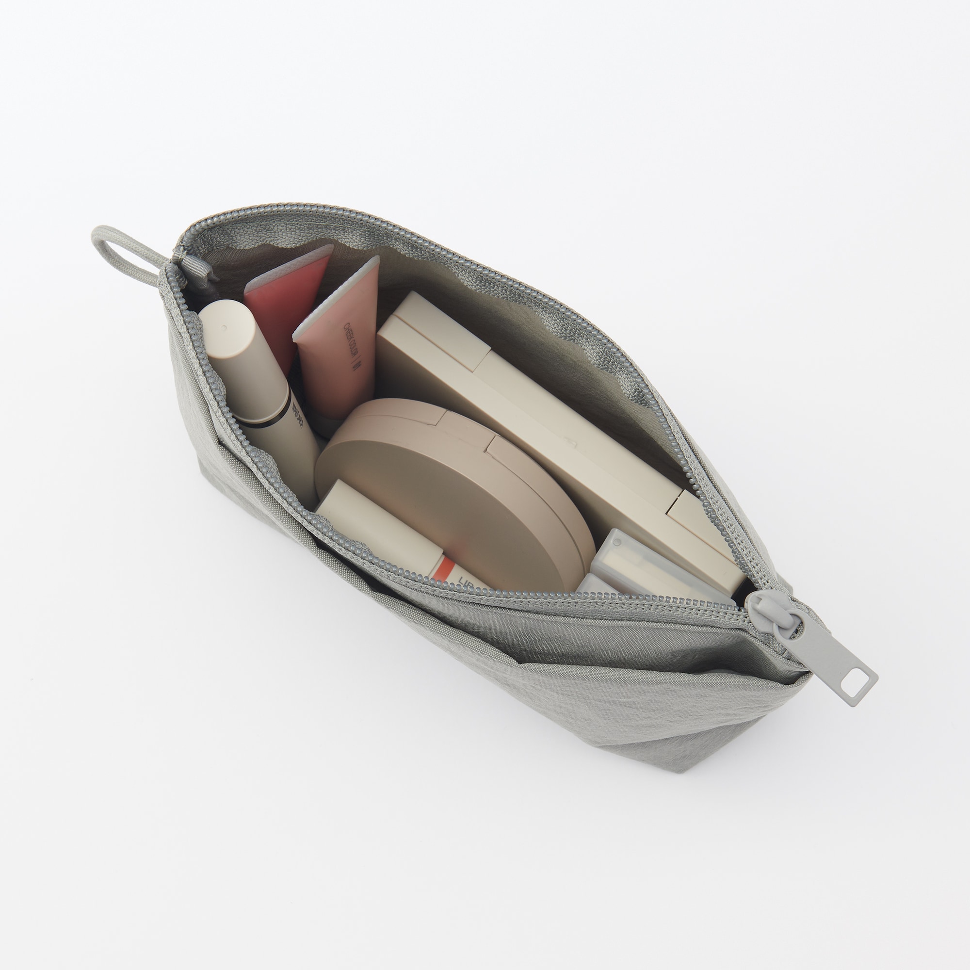 リンクルナイロン　マチ付きポーチ