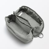 リンクルナイロン　大きく開くポーチ