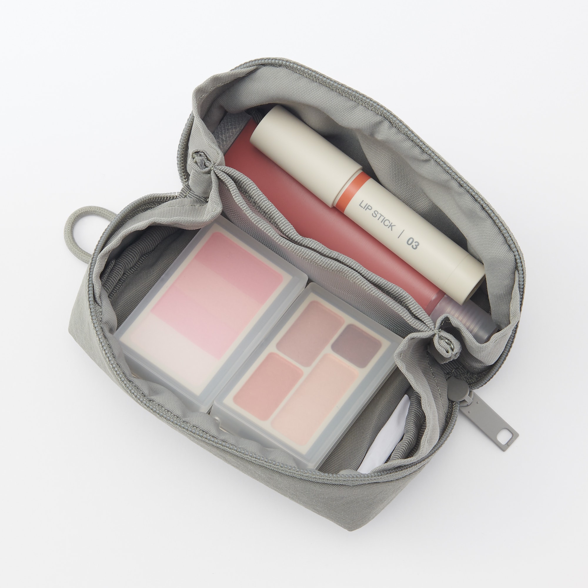 リンクルナイロン　大きく開くポーチ