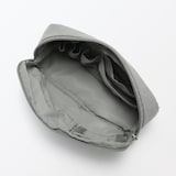 リンクルナイロン　大きく開くポーチ