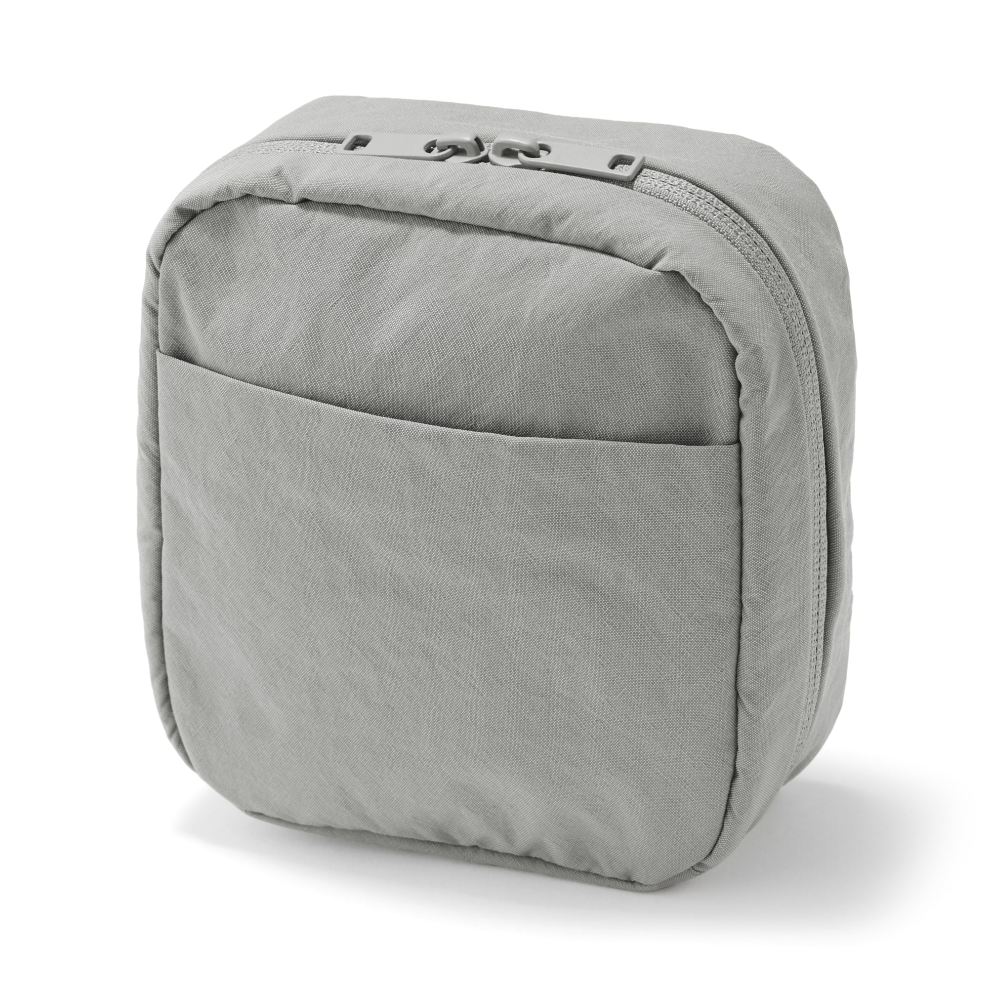 リンクルナイロン　大きく開くスクエアポーチ