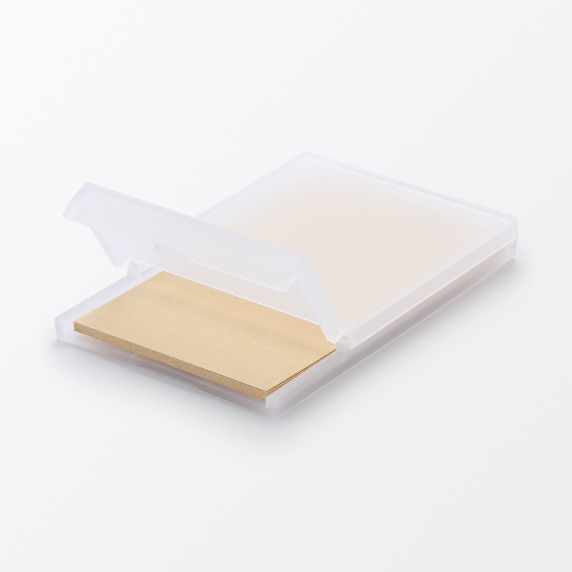 再生ポリプロピレン入り　カードケース