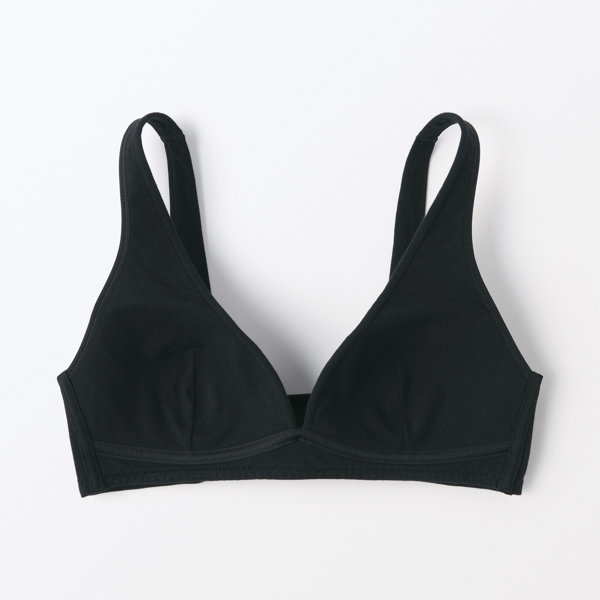 婦人　ノンワイヤープランジブラジャー