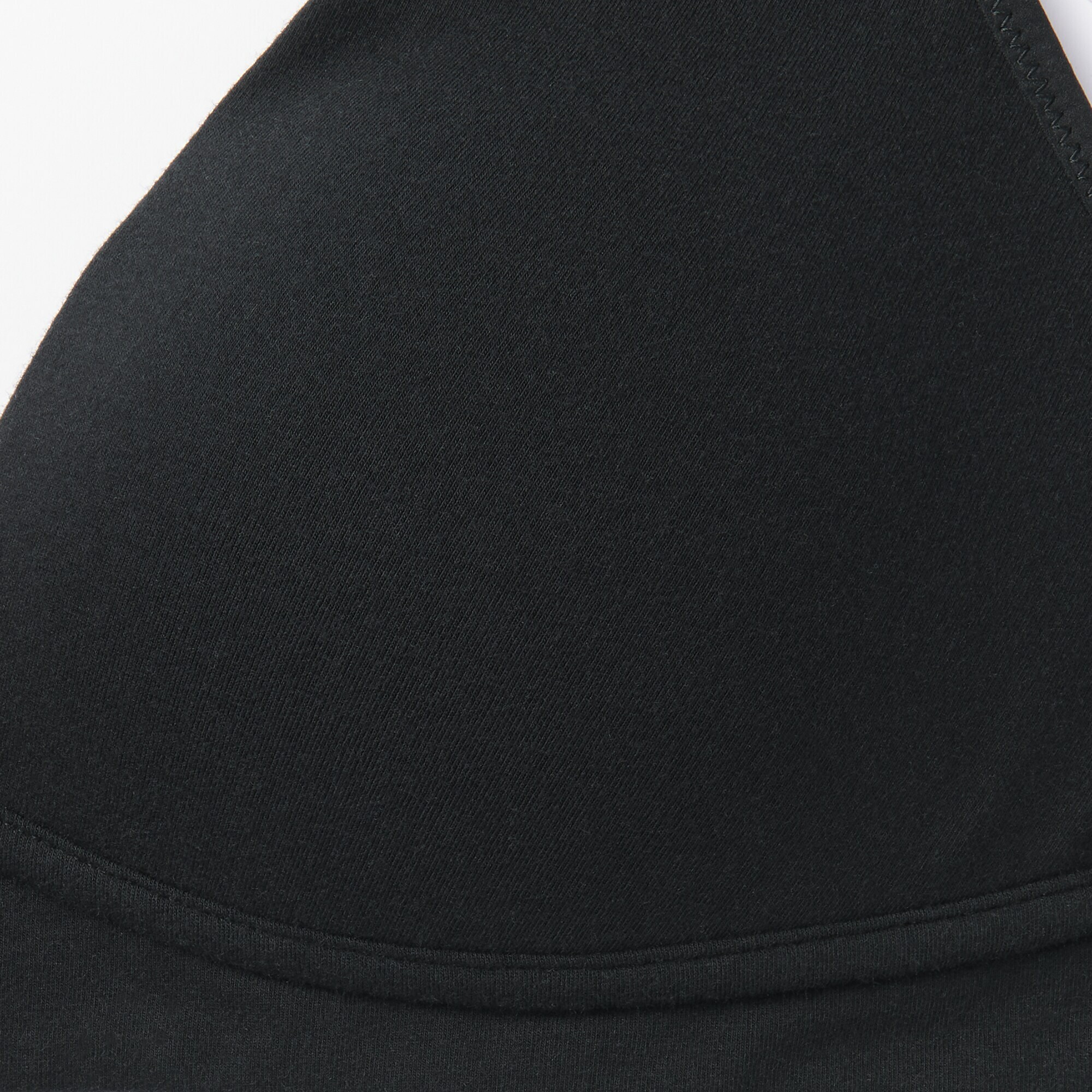 婦人　ノンワイヤープランジブラジャー