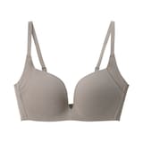 婦人　ノンワイヤー胸の形を整えるブラジャー　プラスサイズ