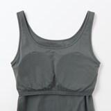 婦人　胸のボリュームをおさえるブラタンクトップ