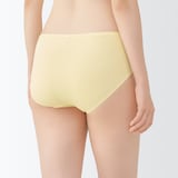 婦人　なめらかミディショーツ