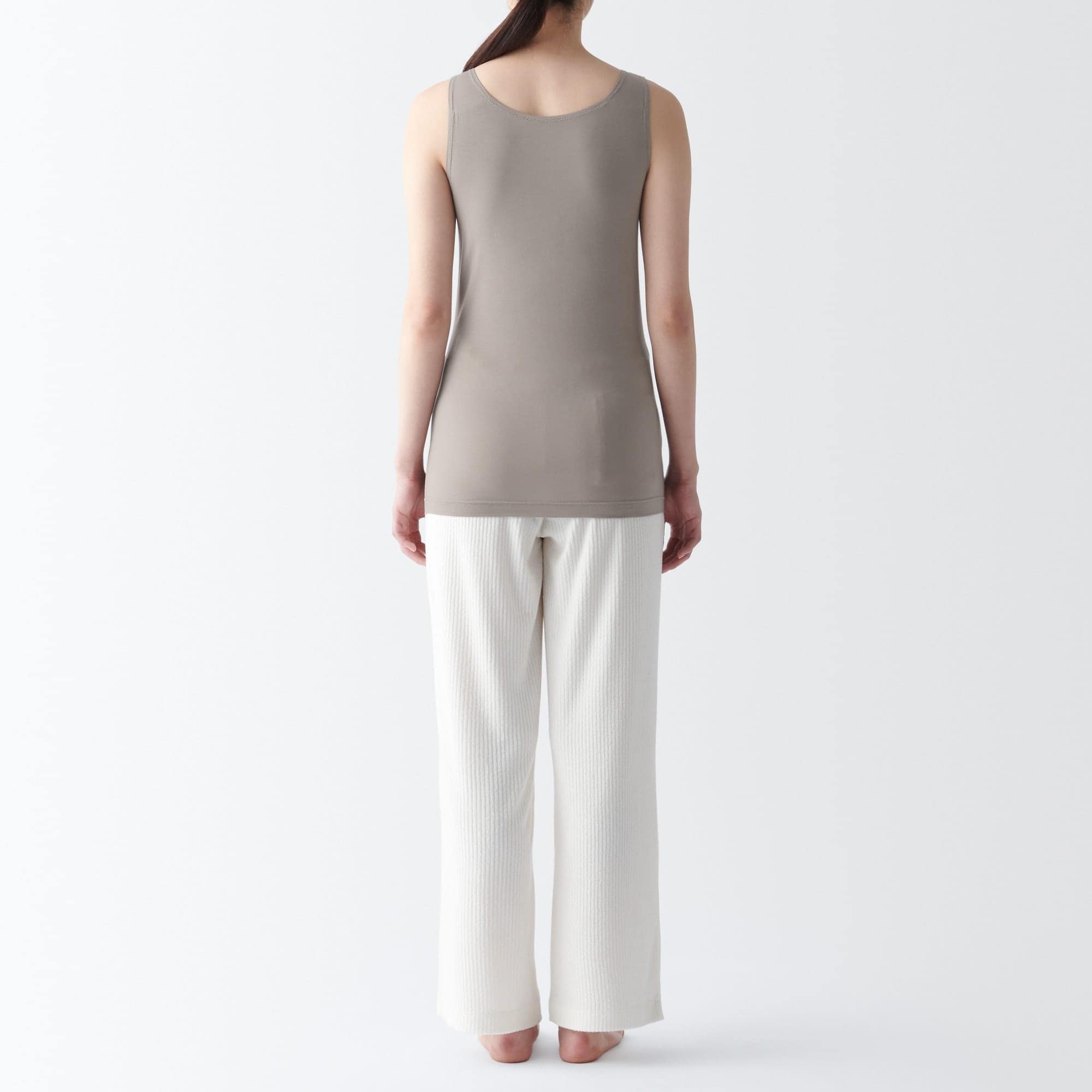 婦人　なめらかブラタンクトップ