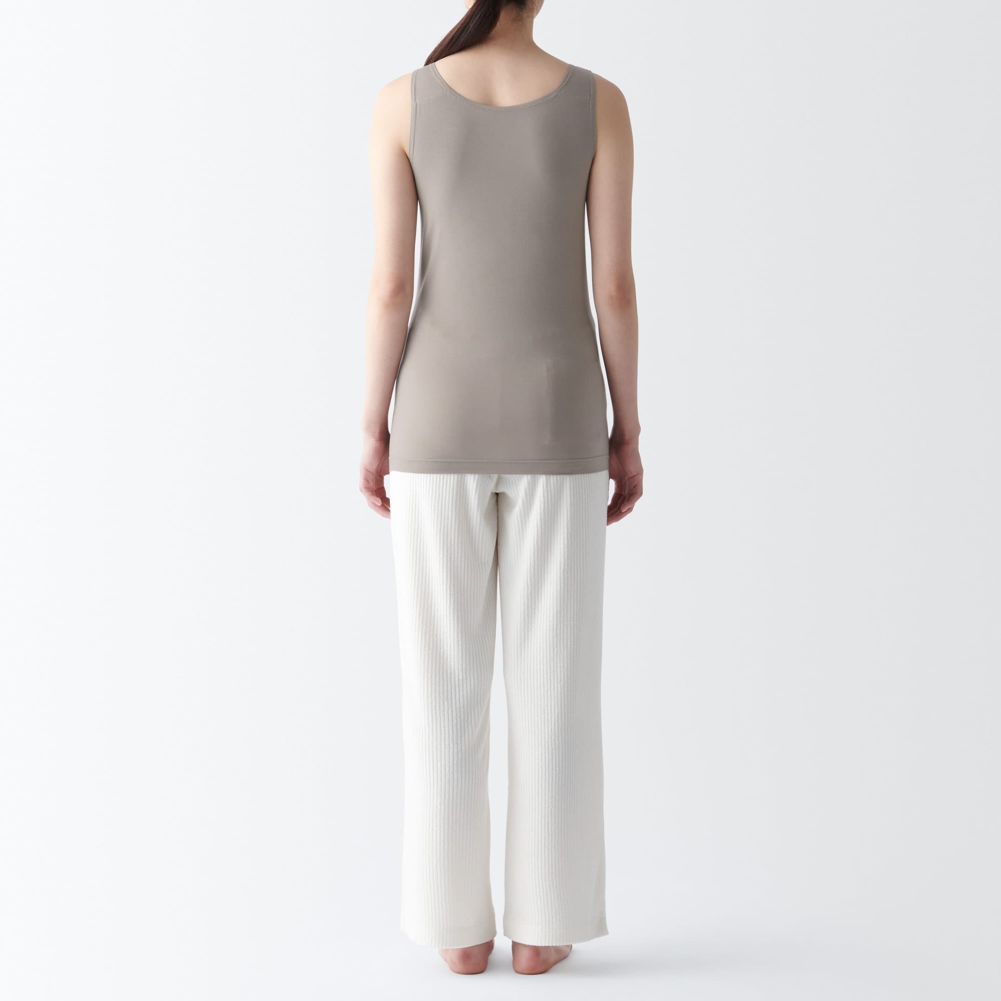 婦人　なめらかブラタンクトップ