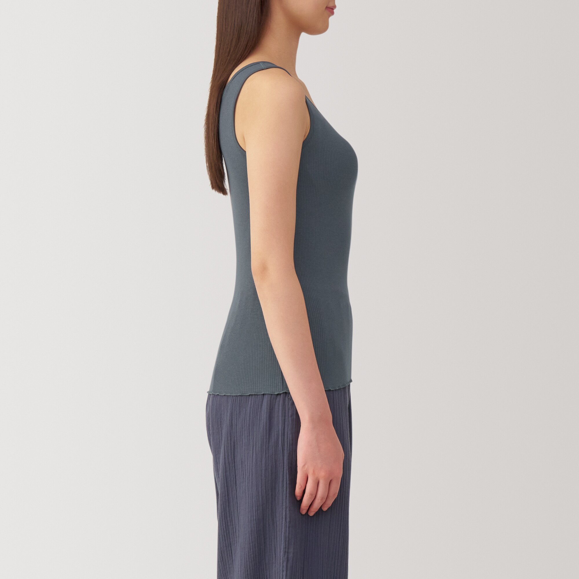 婦人　なめらかリブブラタンクトップ
