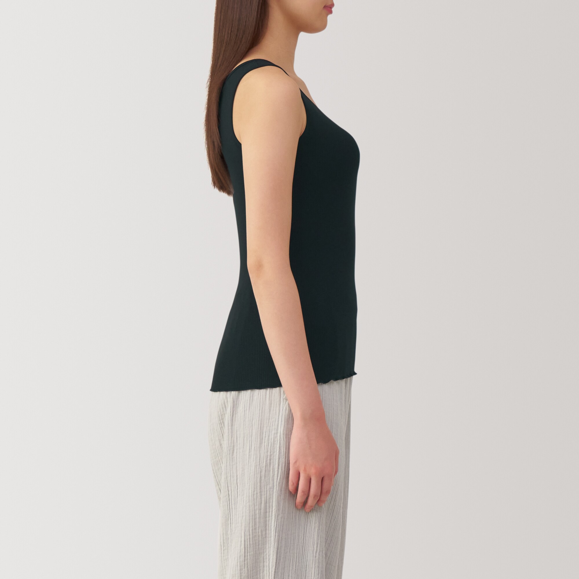 婦人　なめらかリブブラタンクトップ