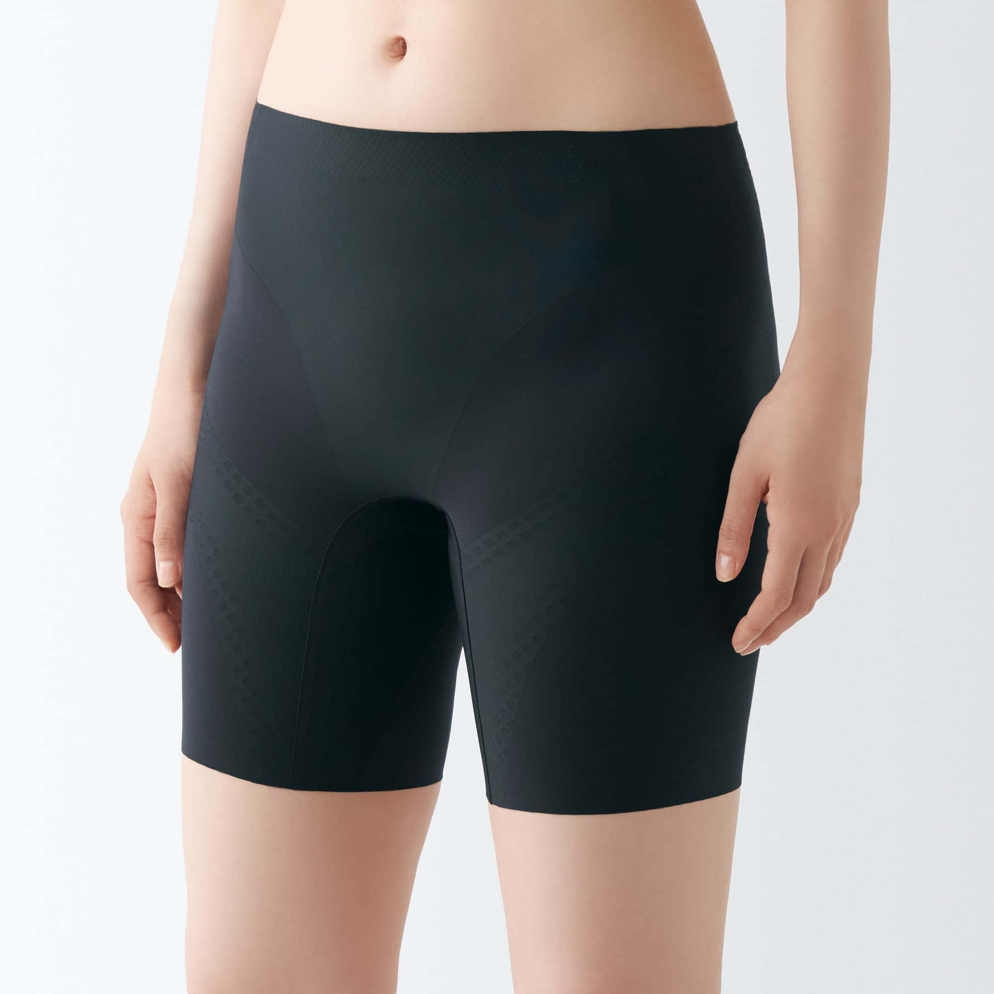 婦人　ひびきにくいガードル