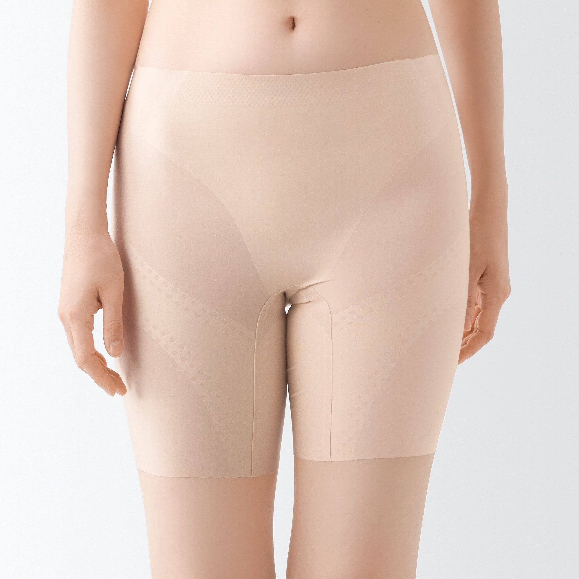 婦人　ひびきにくいガードル