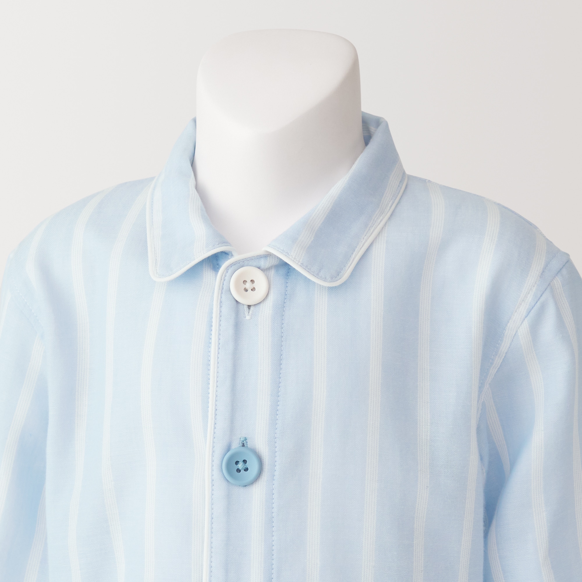 ベビー　脇に縫い目のない　二重ガーゼお着替えパジャマ