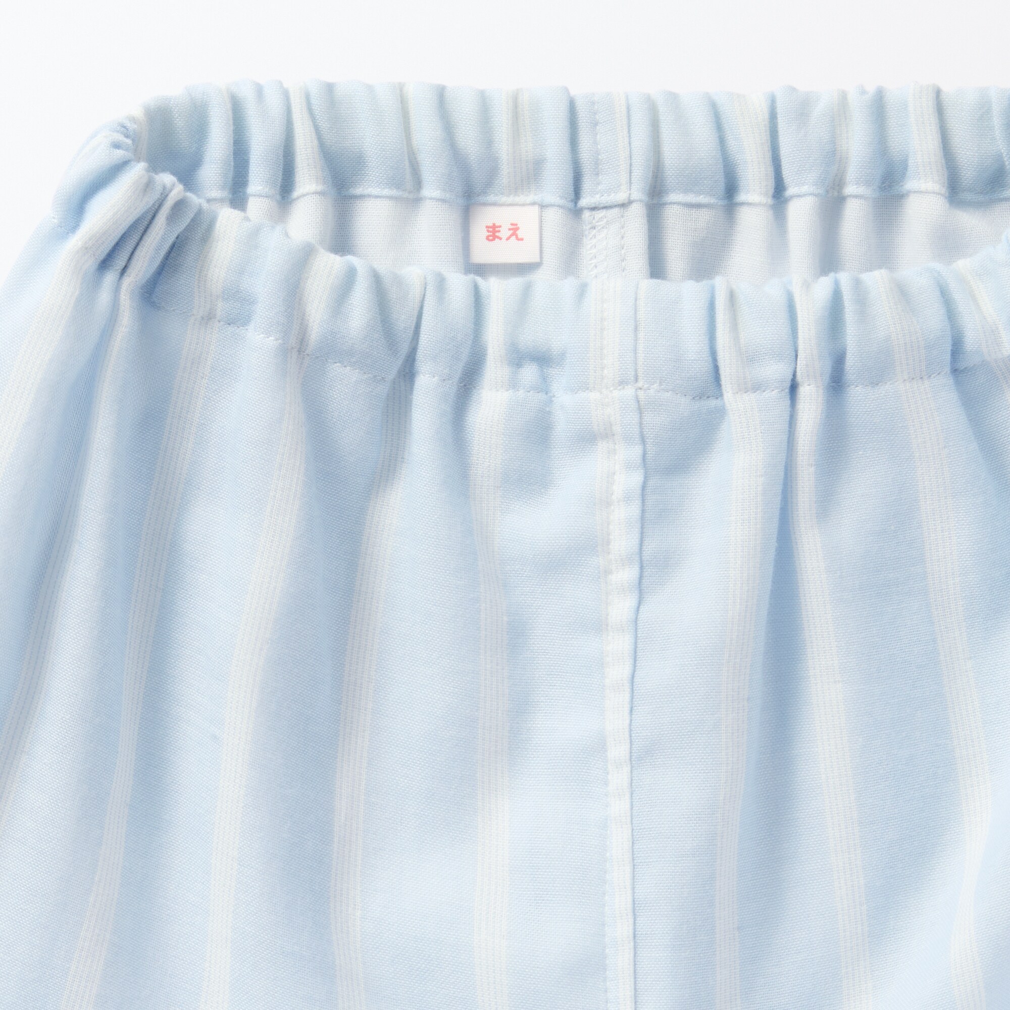 ベビー　脇に縫い目のない　二重ガーゼお着替えパジャマ