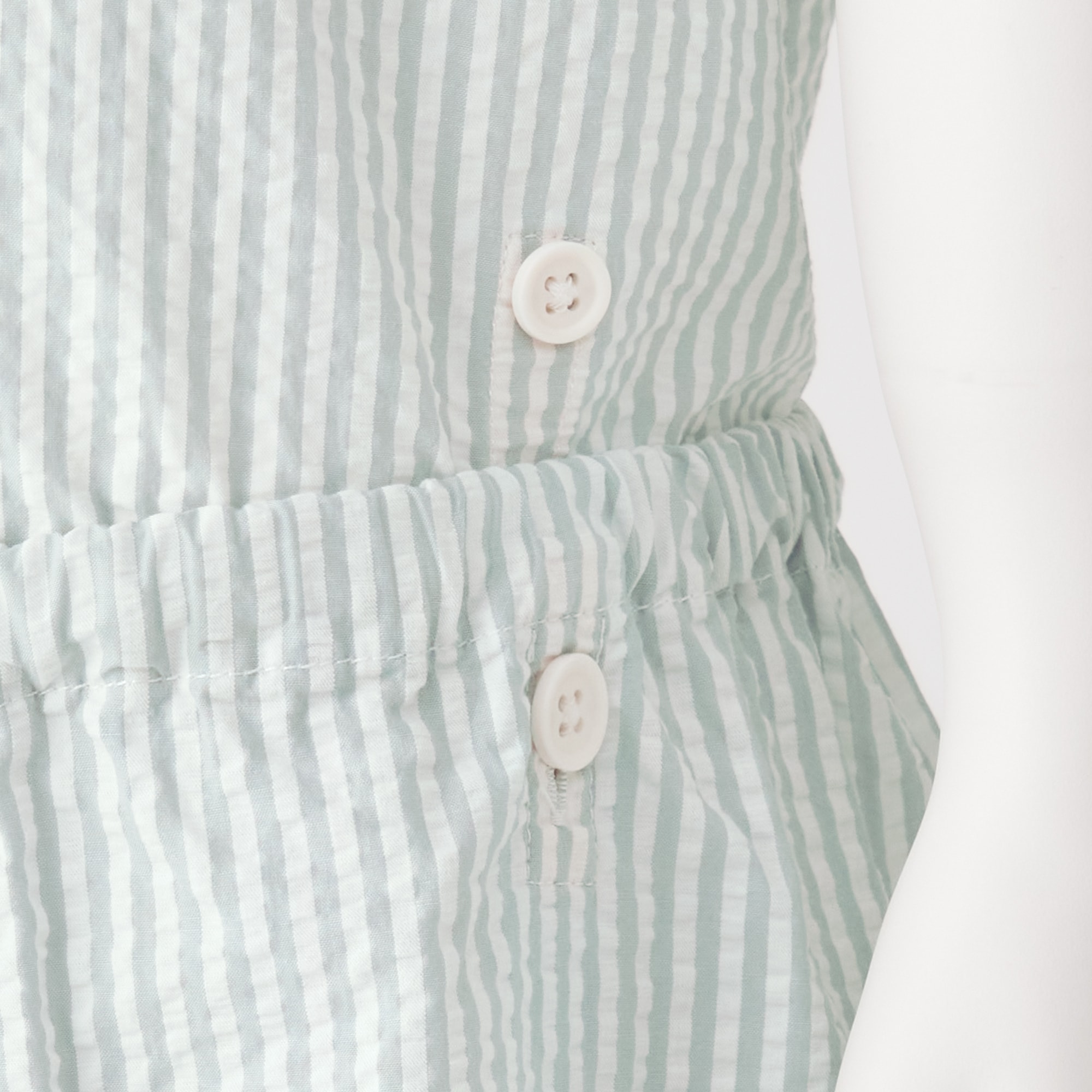 ベビー　脇に縫い目のない　サッカー織　半袖お着替えパジャマ