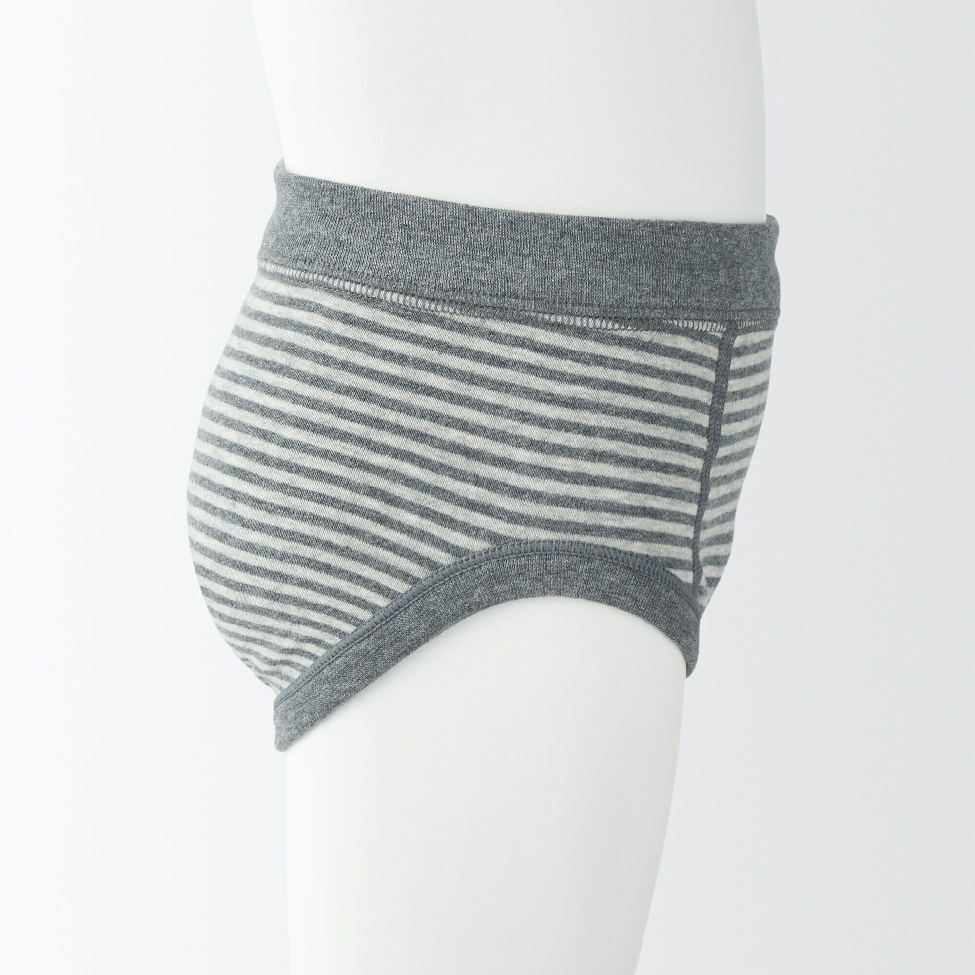 ベビー　フライス編み前閉じブリーフ