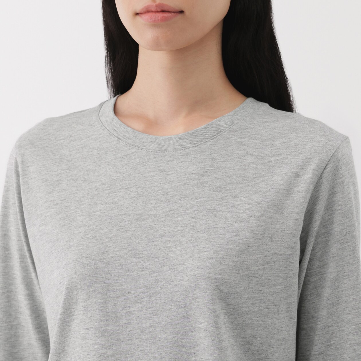 婦人　天竺編みクルーネック長袖Ｔシャツ