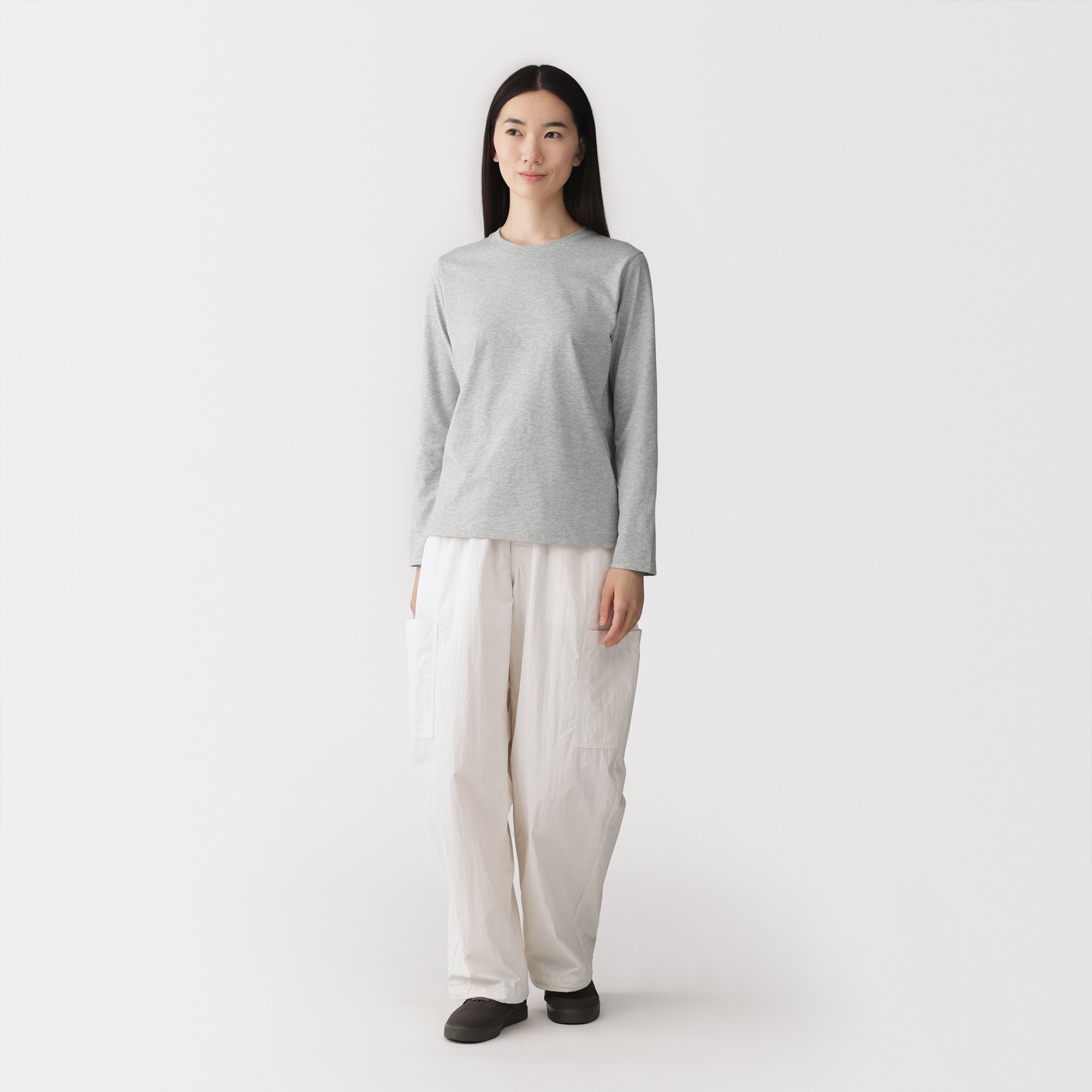 婦人　天竺編みクルーネック長袖Ｔシャツ