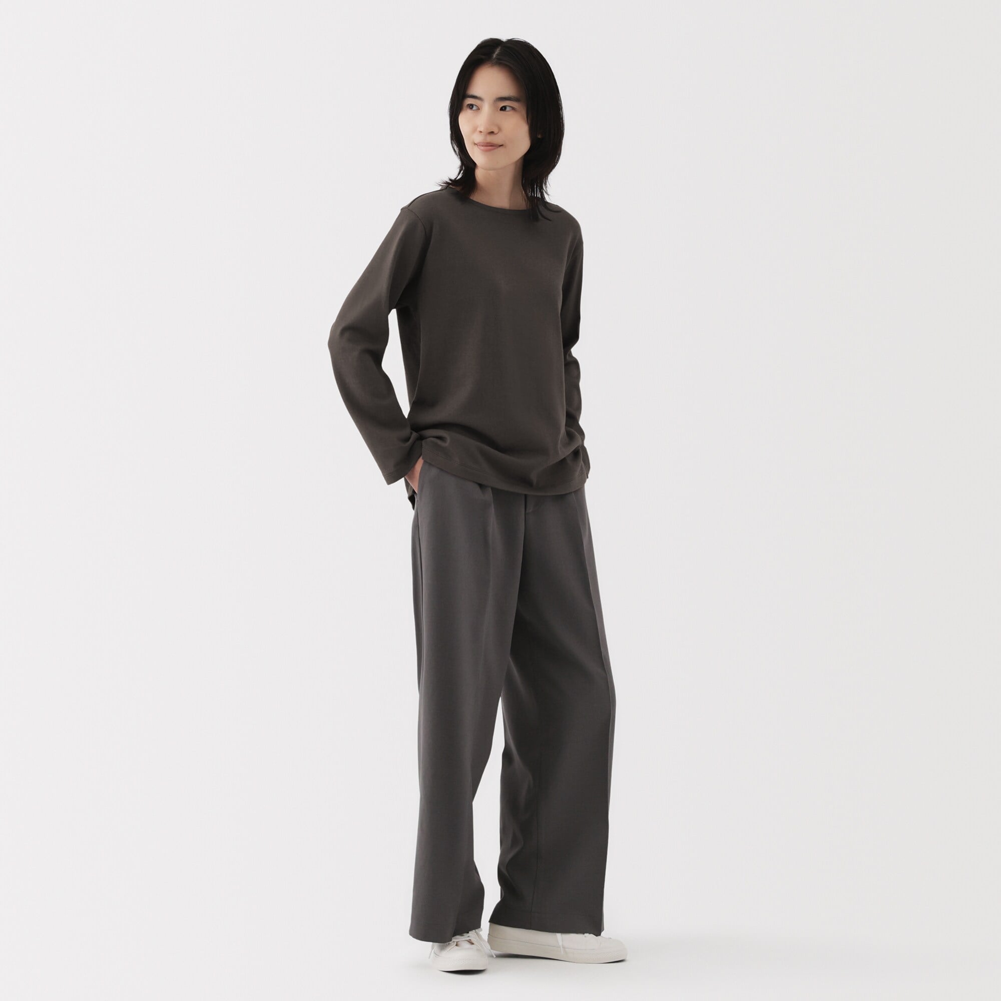 婦人　太番手ボートネック長袖Ｔシャツ