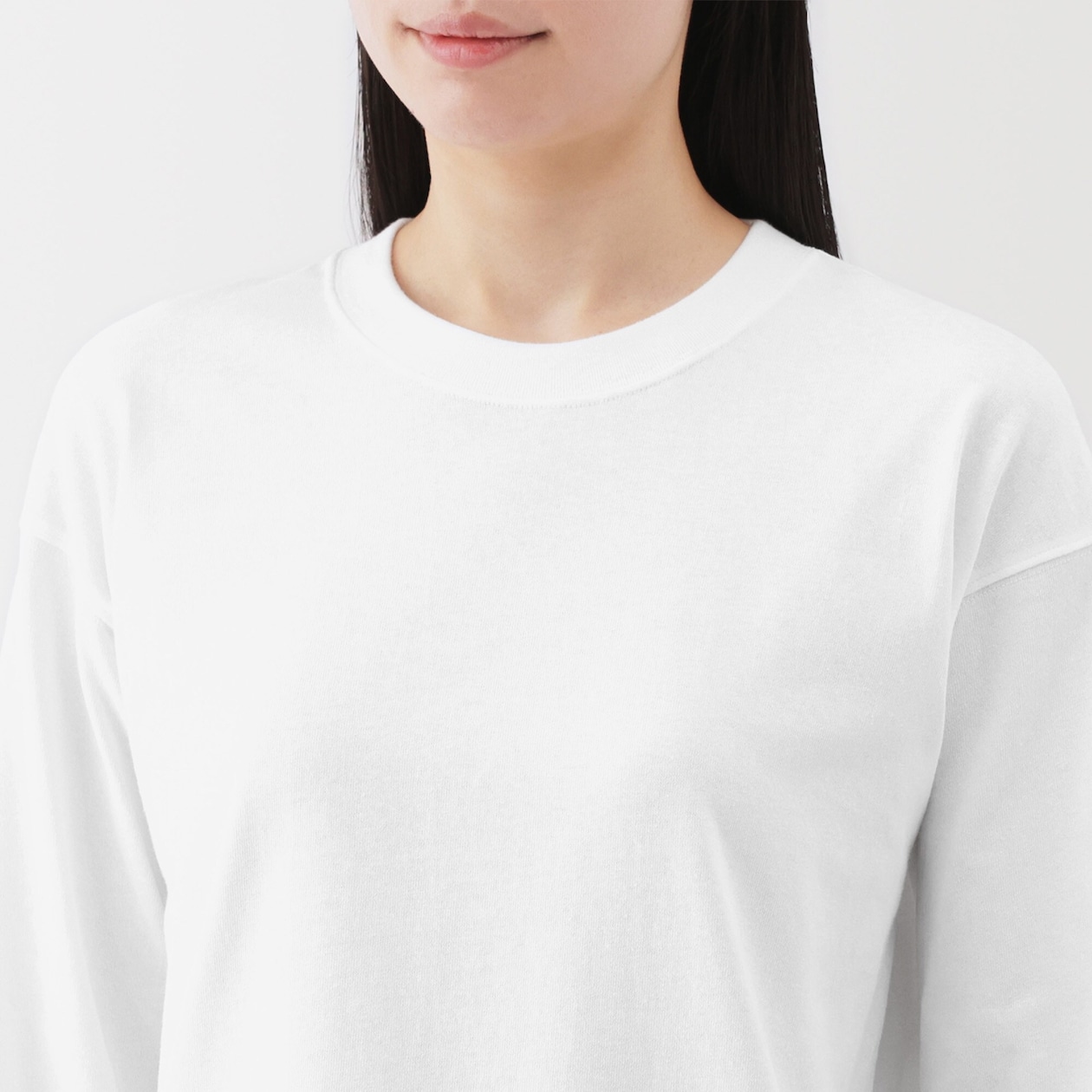 婦人　引き揃え天竺編みクルーネック長袖Ｔシャツ