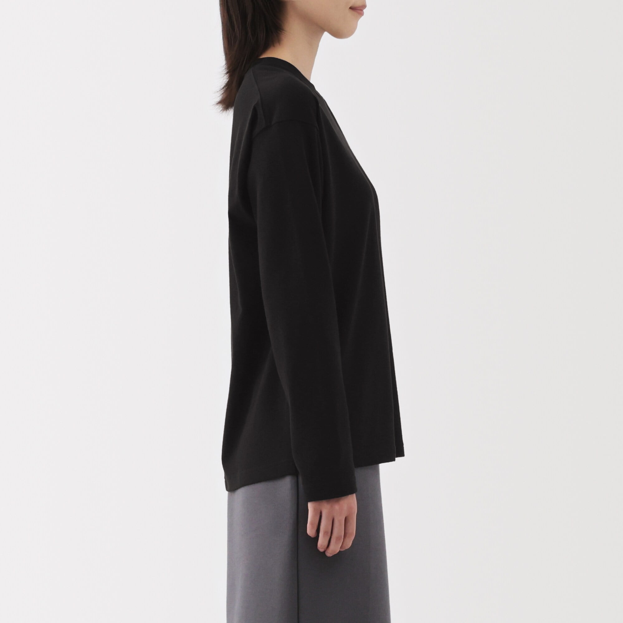 婦人　引き揃え天竺編みクルーネック長袖Ｔシャツ