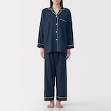 婦人　脇に縫い目のない　二重ガーゼ長袖パジャマ