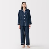 婦人　脇に縫い目のない　二重ガーゼ長袖パジャマ