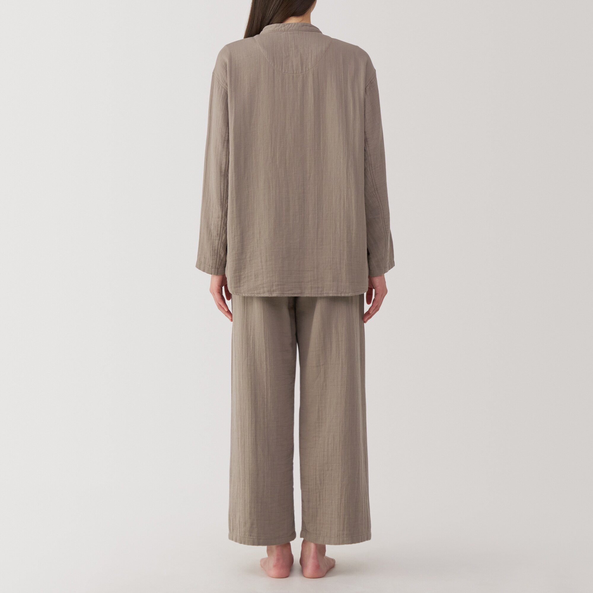 婦人　脇に縫い目のない　チーズクロスガーゼ長袖パジャマ　