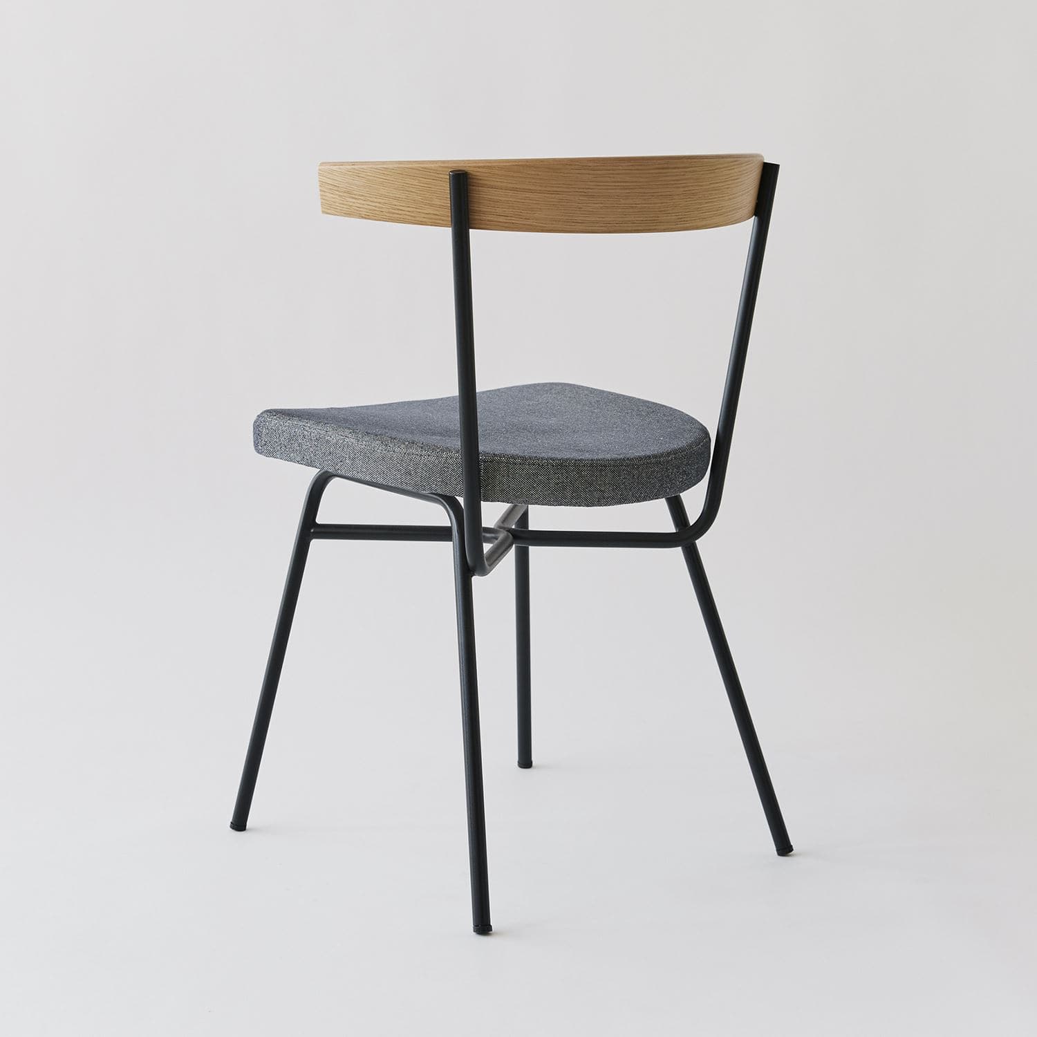 IDEE］FERRET CHAIR BKframe OREILLER