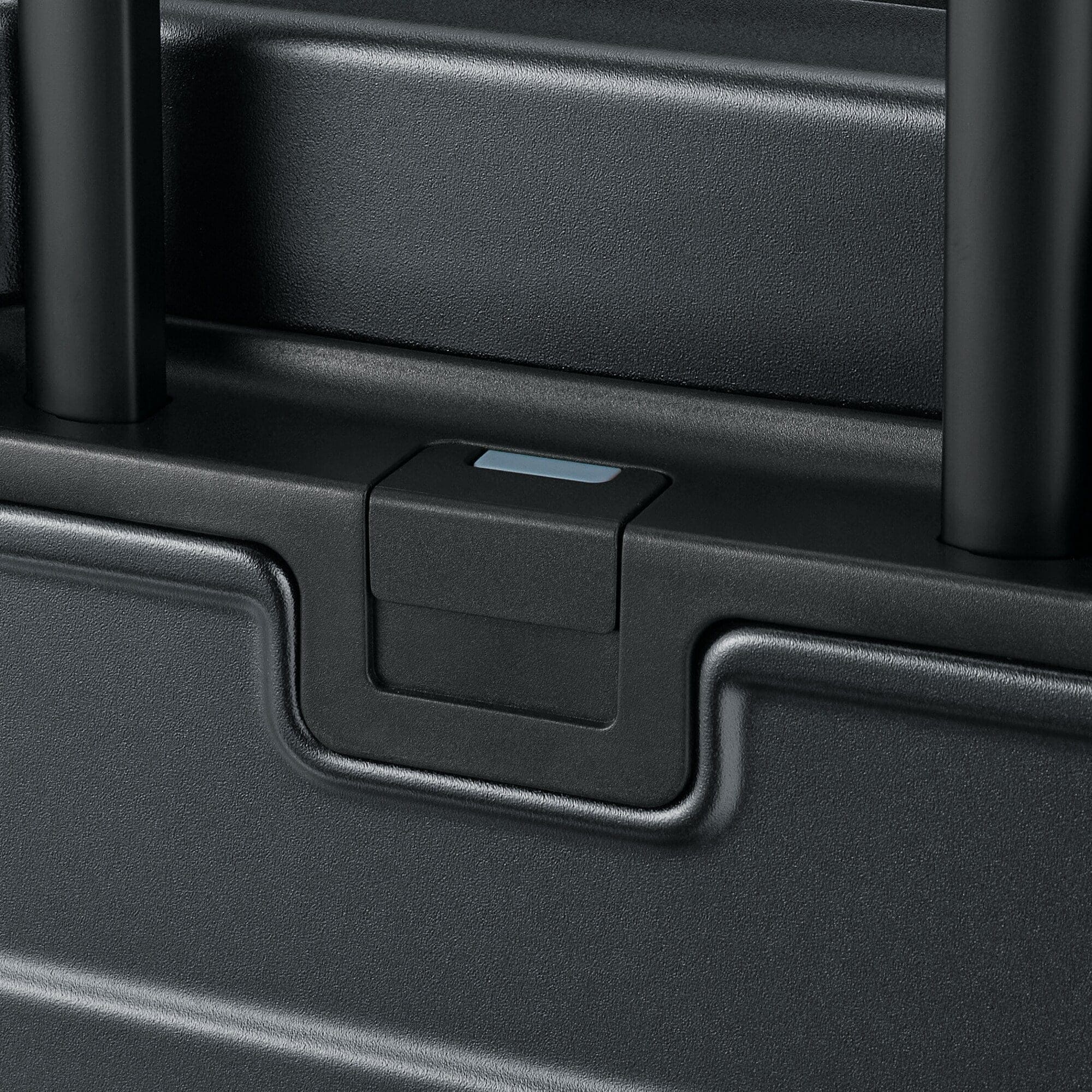 バーを自由に調節できる　ハードキャリーケース（７５Ｌ）