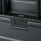 バーを自由に調節できる　ハードキャリーケース（１０５Ｌ）