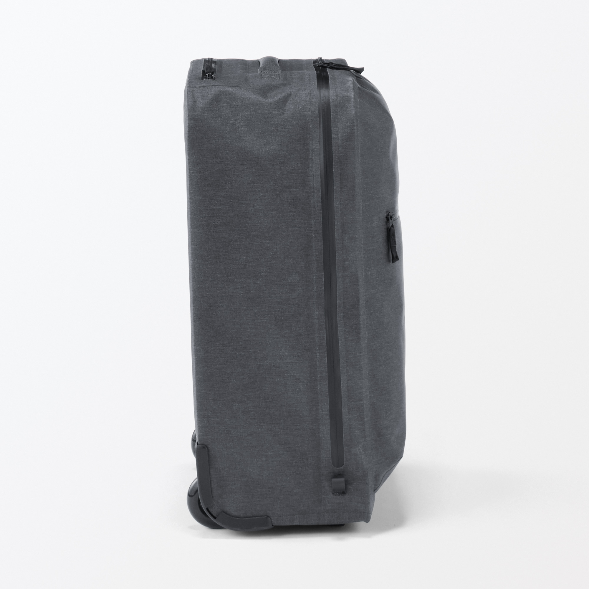 耐水生地を使った　ウェルダーソフトキャリーケース（３６Ｌ）