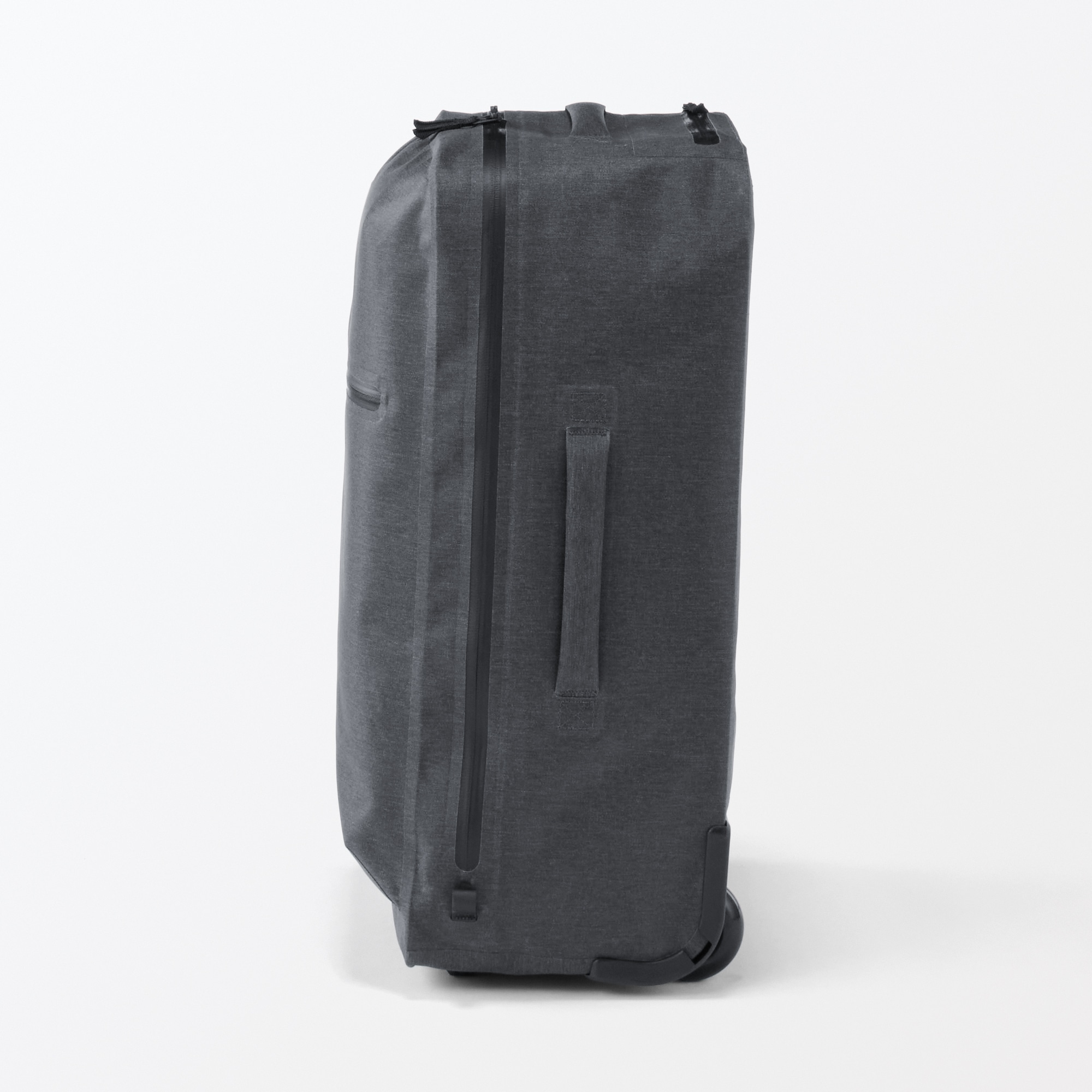 耐水生地を使った　ウェルダーソフトキャリーケース（３６Ｌ）