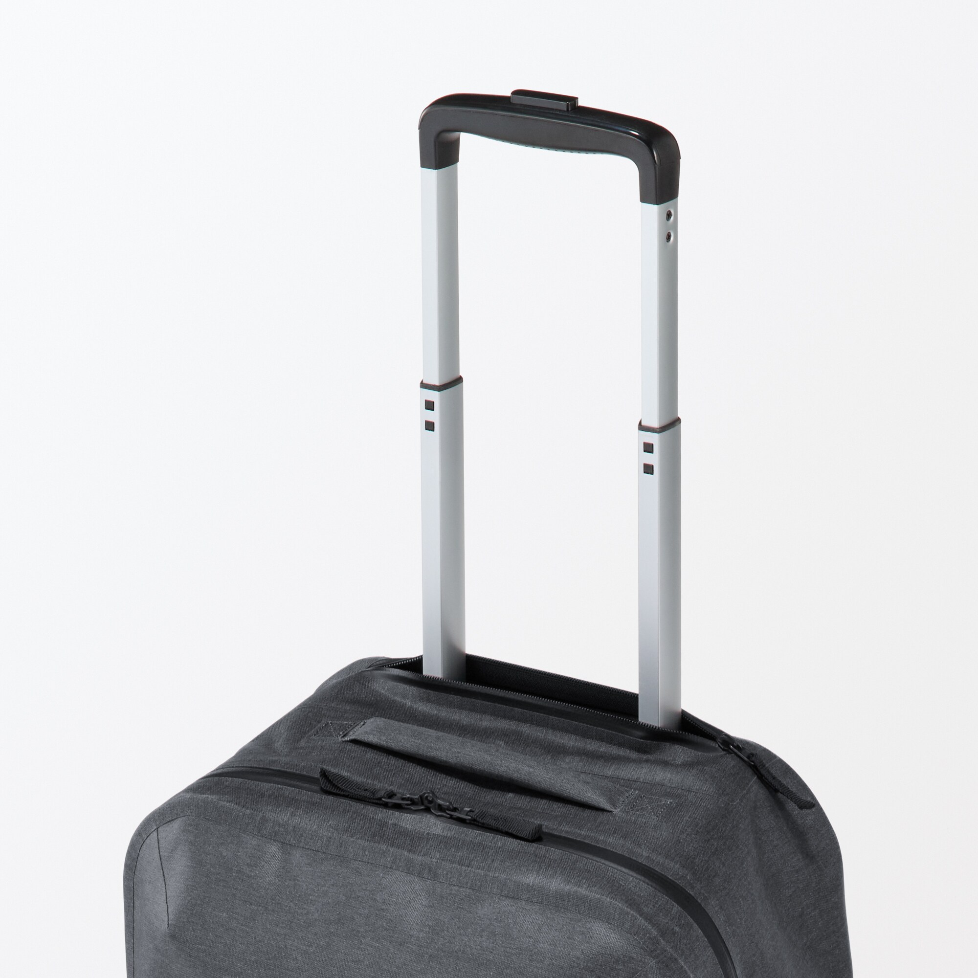 耐水生地を使った　ウェルダーソフトキャリーケース（３６Ｌ）