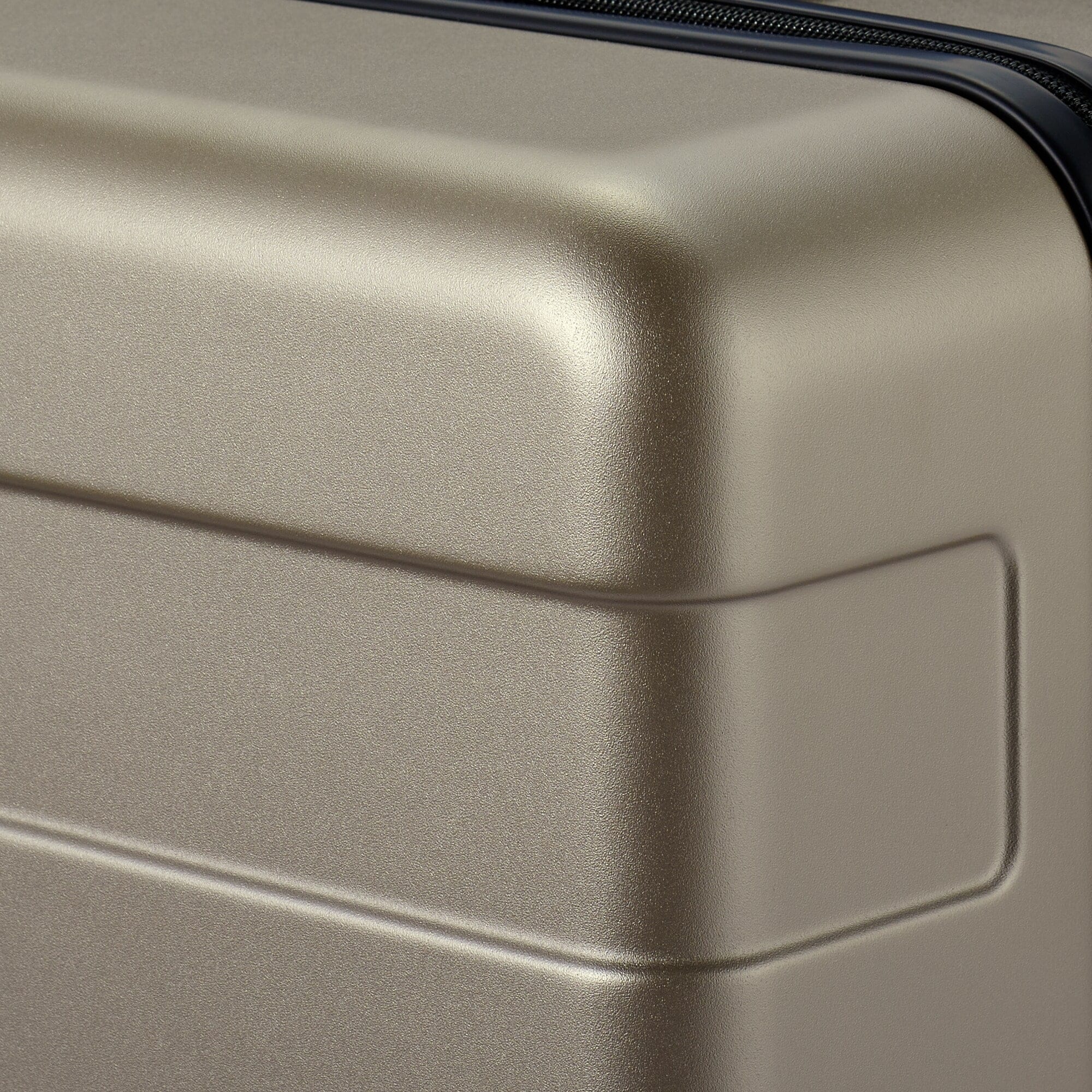 バーを自由に調節できる　ハードキャリーケース（７５Ｌ）