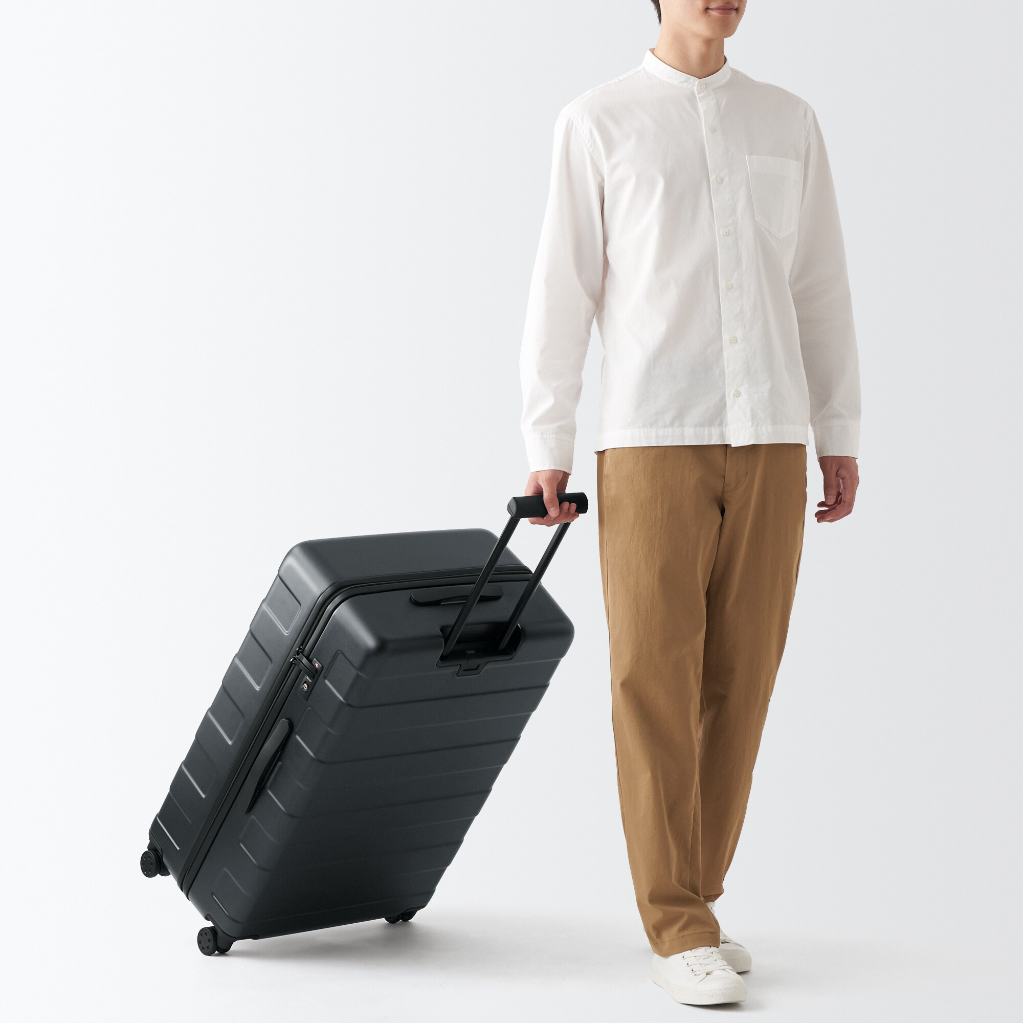 バーを自由に調節できる ハードキャリーケース（36L） 商品