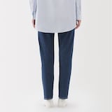 婦人　ストレッチデニムスリムストレートパンツ