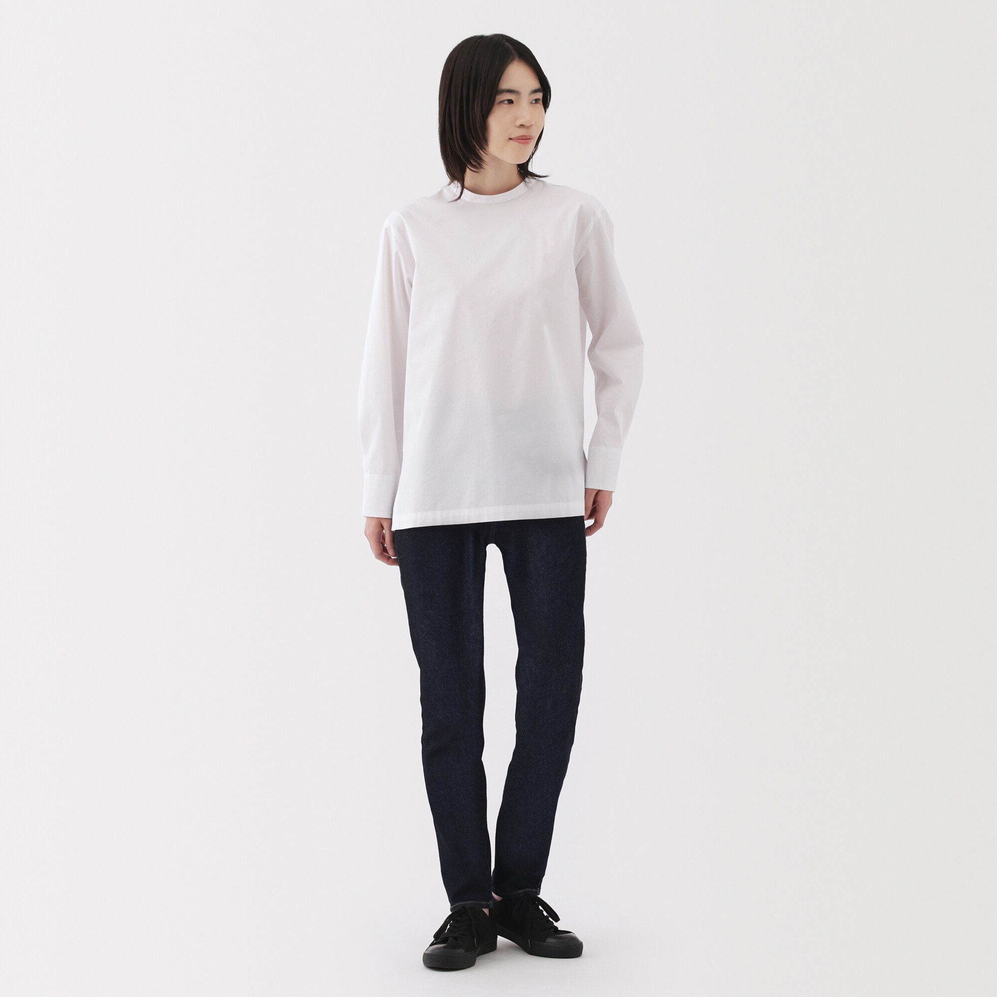 婦人　ストレッチデニムスリムストレートパンツ