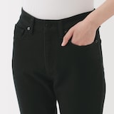 婦人　ストレッチデニムスリムストレートパンツ　黒