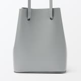 ヌメ革　巾着バッグ