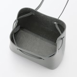 ヌメ革　巾着バッグ