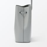 ヌメ革　巾着バッグ