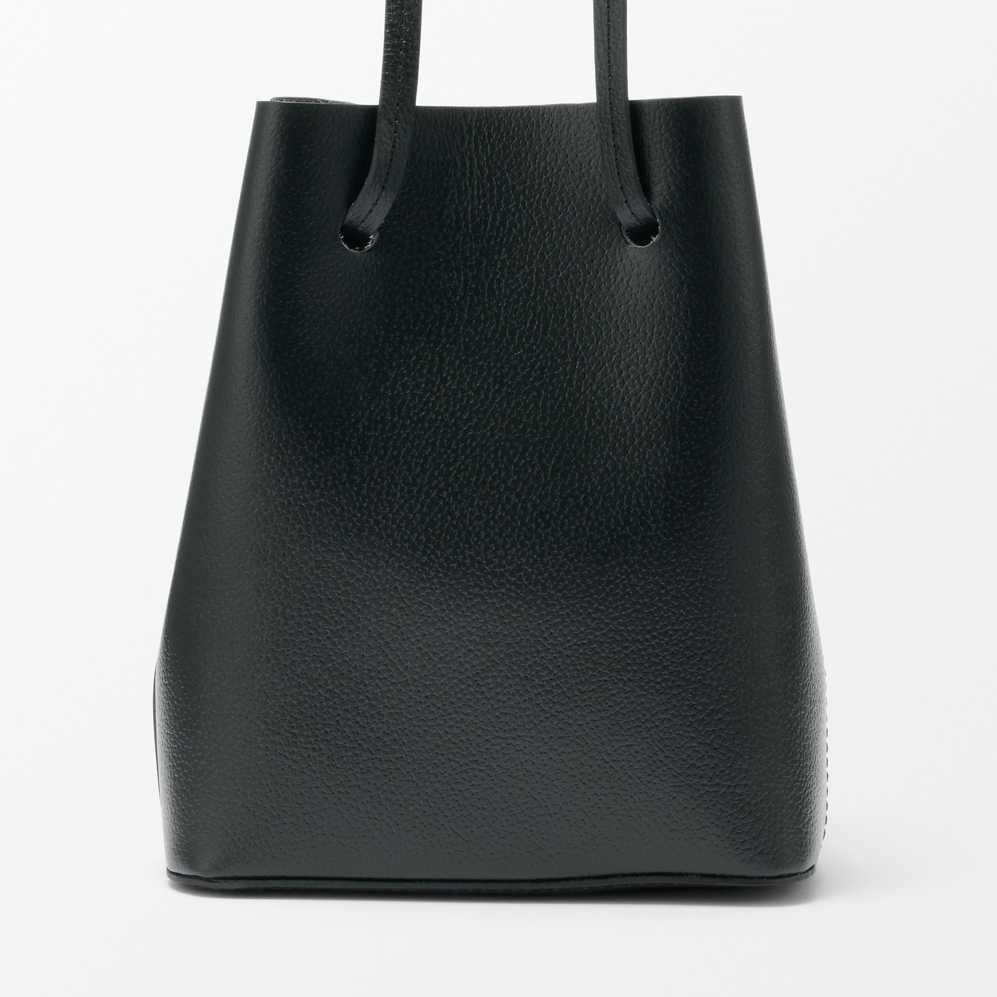 ヌメ革　巾着バッグ